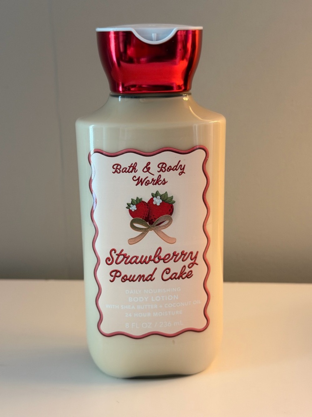 Bath & Body Works Strawberry Pound Cake Lotion - Cream & Red